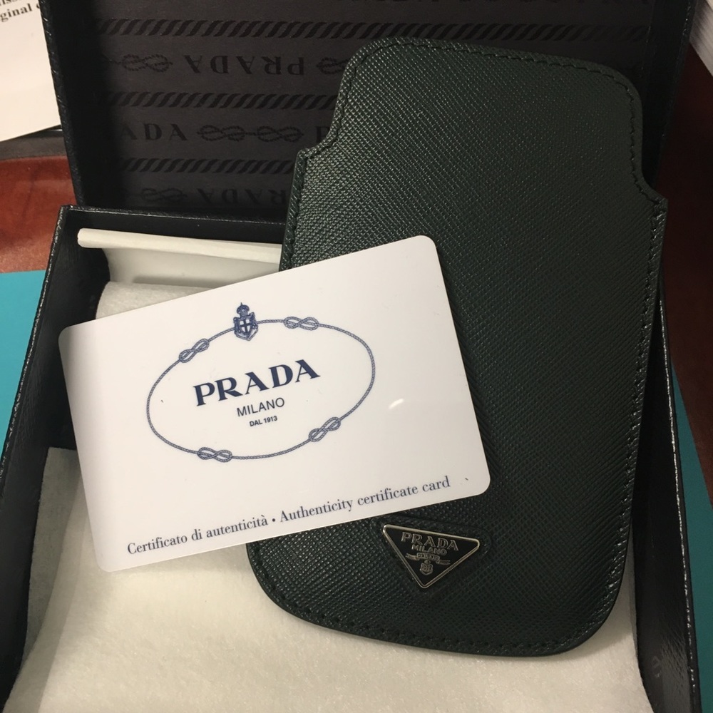 Prada Saffiano Cell phone case - Picture 5 of 5
